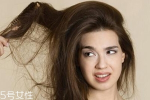 不洗頭怎么去油？三個方法三天不洗頭