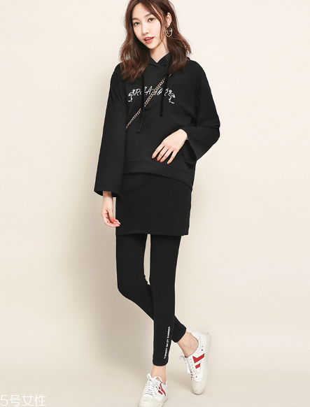 黑色褲子怎么搭配好看？腿粗的妹子一定要試試