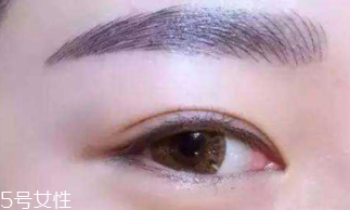 為什么明星都不紋眉？不能隨意趕潮流