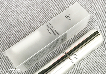 2018情人節(jié)送女友什么禮物？化妝品是不二選擇