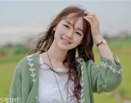 玻尿酸填充法令紋會腫嗎？注射后24小時輕微紅腫