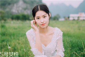 玻尿酸填充法令紋會腫嗎？注射后24小時輕微紅腫