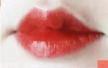 素顏適合什么顏色口紅？增添氣色又顯白