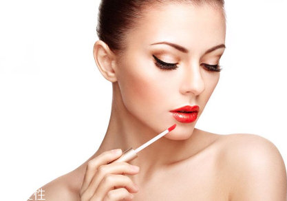 秋冬用什么唇膏好？保護嘴唇相當重要