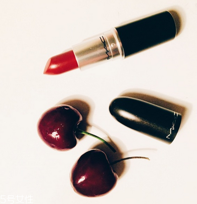 黃皮適合什么顏色的口紅？口紅界的常青樹