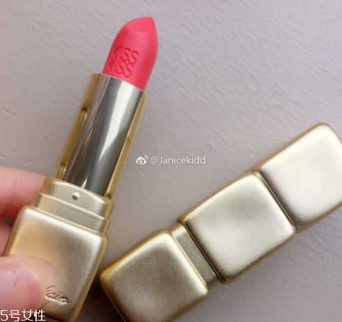 嬌蘭親親金管啞光唇膏哪個色好看？金管啞光霧面唇膏