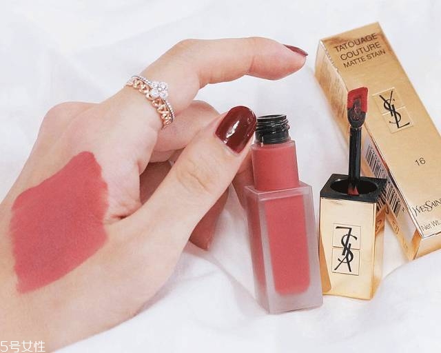 素顏適合什么顏色口紅？增添氣色又顯白