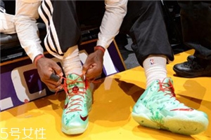 運(yùn)動鞋可以換鞋底嗎？換鞋底不太劃算