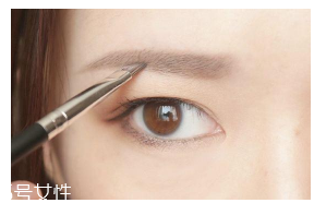 眉毛畫壞了怎么補救？12種拯救方法都在這里了