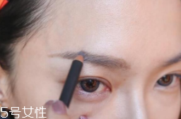 眉毛畫壞了怎么補救？12種拯救方法都在這里了