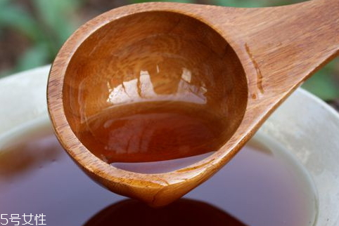 香油保質(zhì)期多長時(shí)間 一般十八個(gè)月 香油保質(zhì)期多長時(shí)間 一般十八個(gè)月