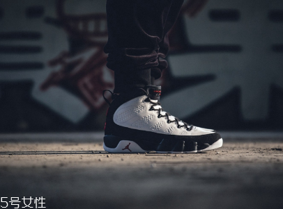 運動鞋和皮鞋的尺碼一樣嗎？皮鞋和運動鞋尺碼有差別