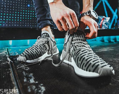 運動鞋開膠用什么膠水？千萬不可以用502