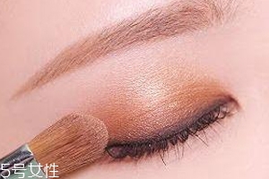 大地色眼影怎么配色？用好大地色百搭又時尚