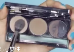 怎么把鼻梁畫(huà)高？小白都能駕馭的四步鼻梁修容法