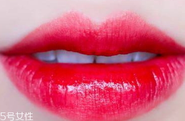 雅詩蘭黛口紅哪個色號最火？哪些最適合黃皮？