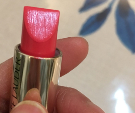 雅詩蘭黛口紅唇膏多少錢？