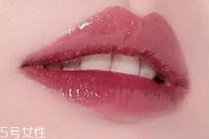 素顏涂什么顏色口紅？豆沙色絕對(duì)安全