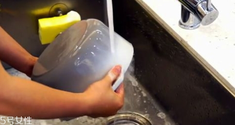 琺瑯鍋燒焦了如何清洗？日常怎么保養(yǎng)