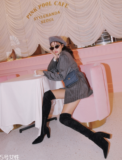 長靴怎么搭配顯高？輕松穿出大長腿