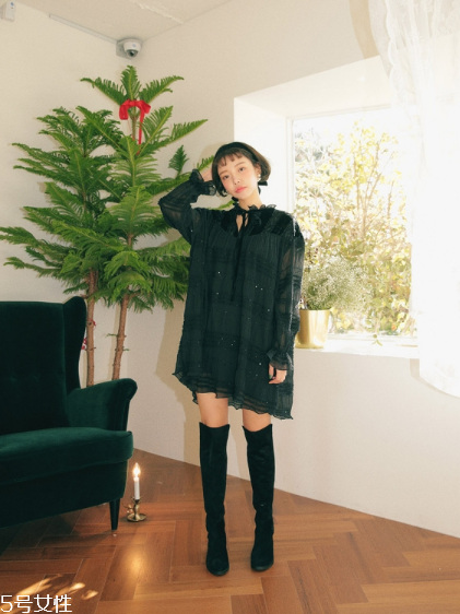 長靴怎么搭配顯高？輕松穿出大長腿