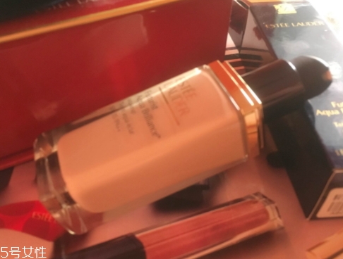 雅詩(shī)蘭黛粉底液多少錢？