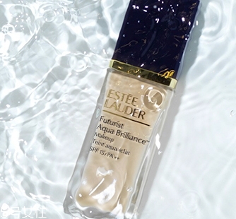 雅詩蘭黛粉底液和氣墊哪個好？