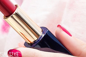 雅詩蘭黛口紅真假辨別 雅詩蘭黛口紅真假辨別
