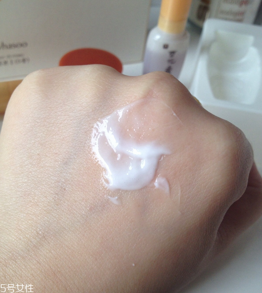 雪花秀滋陰系列怎么樣？受到一致好評的護(hù)膚品