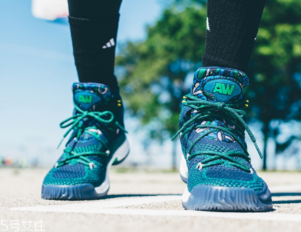 運(yùn)動鞋鞋底什么材質(zhì)好？運(yùn)動鞋鞋底這樣挑