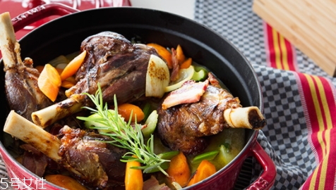 琺瑯鍋涂層沒了還能用嗎？你是不是也遇到掉瓷現(xiàn)象