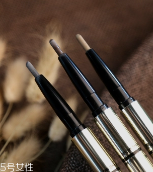 圓臉怎么畫眉毛？眉毛挑高拉長(zhǎng)