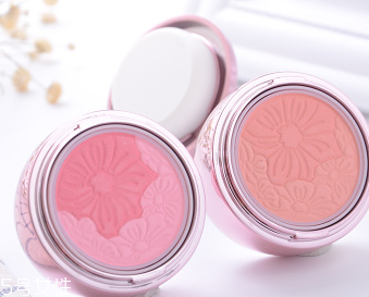 圓臉腮紅怎么打顯臉瘦？斜掃腮紅分分鐘變小臉