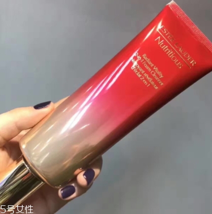 雅詩蘭黛洗面奶多少錢？不止是一支洗面奶