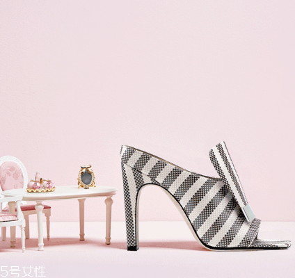 sergio rossi鞋子偏碼嗎？游走時尚尖端