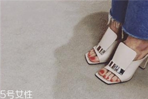 sergio rossi鞋子偏碼嗎？游走時尚尖端