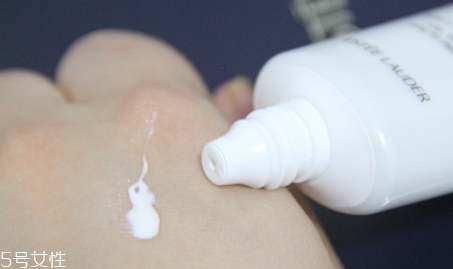 雅詩蘭黛防曬霜怎么樣？