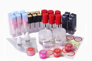 手工口紅怎么做？什么色號都隨你心思啦