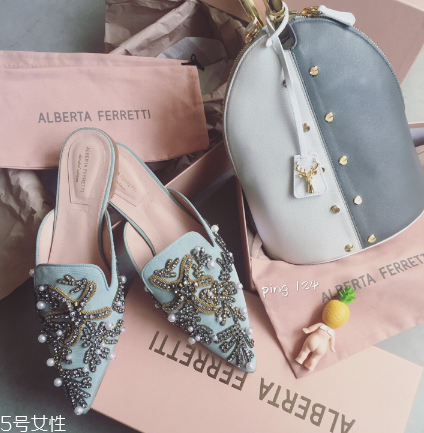 alberta ferretti是奢侈品嗎？閑散自在的意式風情