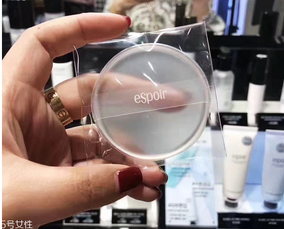 espoir艾絲珀硅膠粉撲好用嗎？硅膠粉撲非常受歡迎