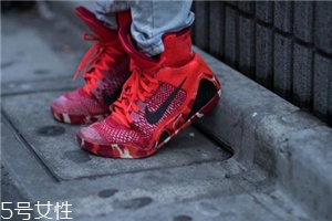 運(yùn)動(dòng)鞋不能水洗怎么辦？濕抹布輕微擦拭