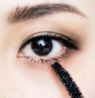 過年涂什么口紅？這些唇色讓親屬夸你好看