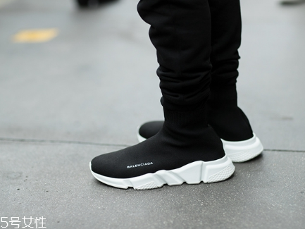 運動鞋多久洗一次？清洗不用太頻繁