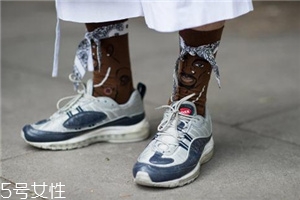 運動鞋多久洗一次？清洗不用太頻繁