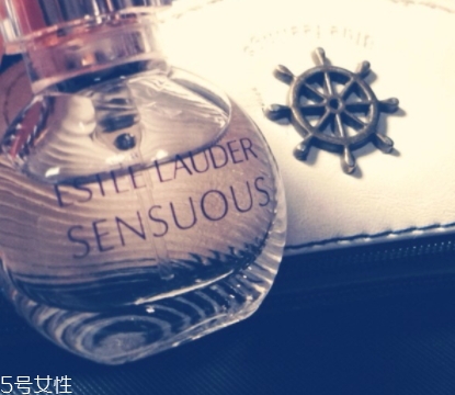 雅詩蘭黛香水哪個好聞？