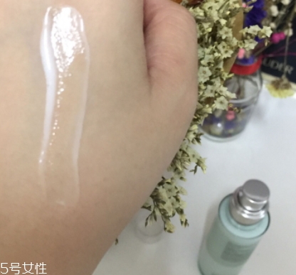 雅詩蘭黛乳液多少錢？