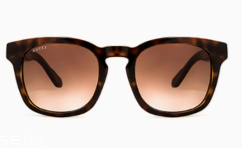 墨鏡顏色怎么選？暗紫色透明墨鏡更受青睞