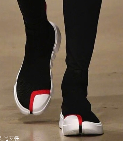 李寧紐約時裝周走秀款悟道球鞋在哪買_多少錢？