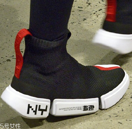 李寧紐約時裝周走秀款悟道球鞋在哪買_多少錢？