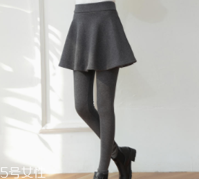 假兩件打底褲怎么搭配好看？4種搭配百變造型